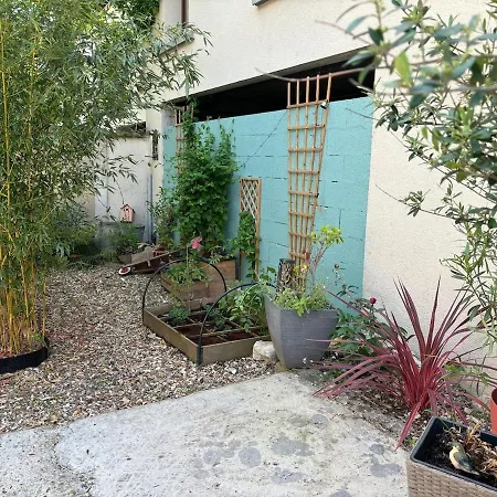 29 La Parenthese Maison Vernon, Giverny *